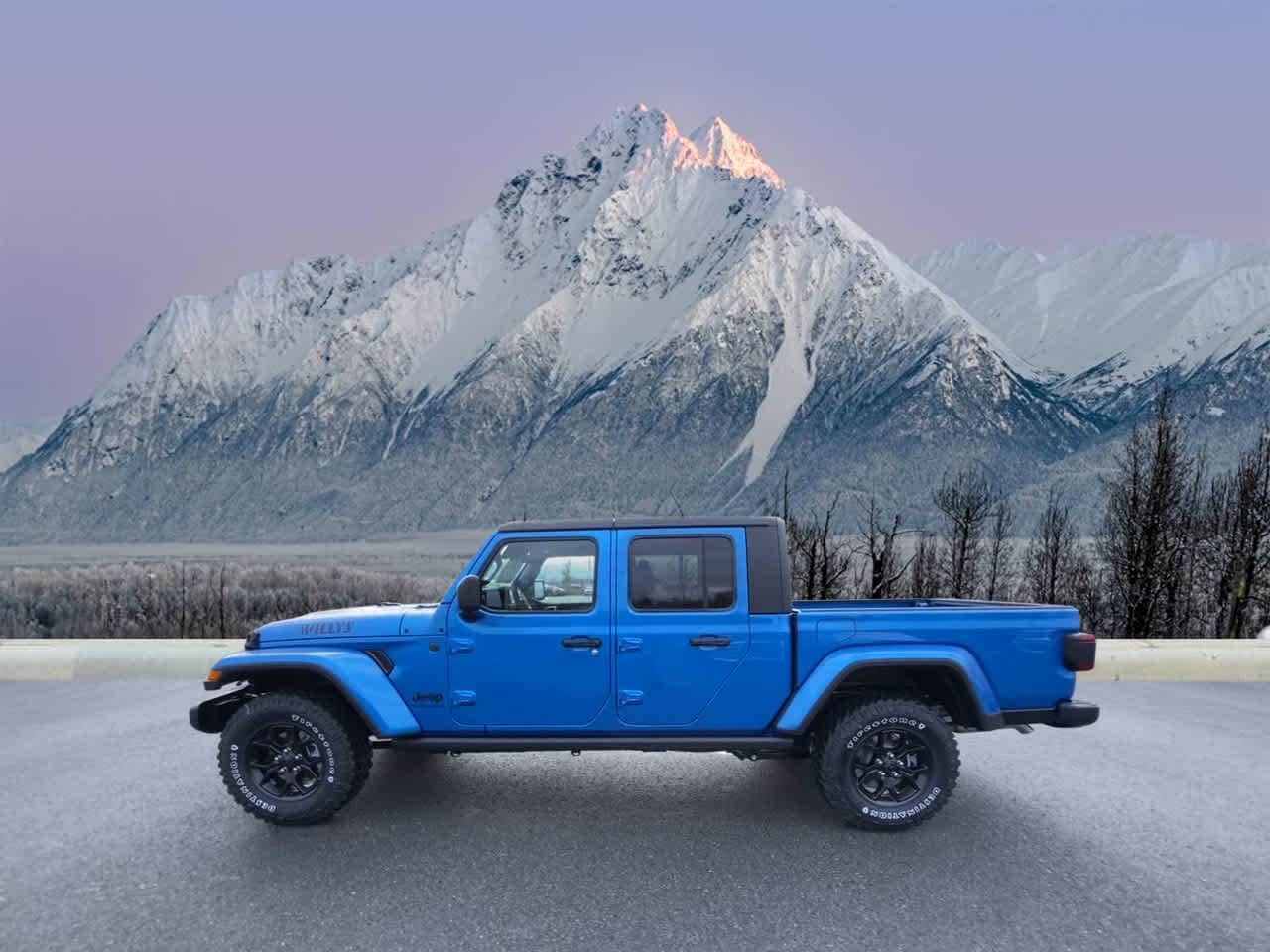 Thumbnail: 2025 Jeep Gladiator - 2