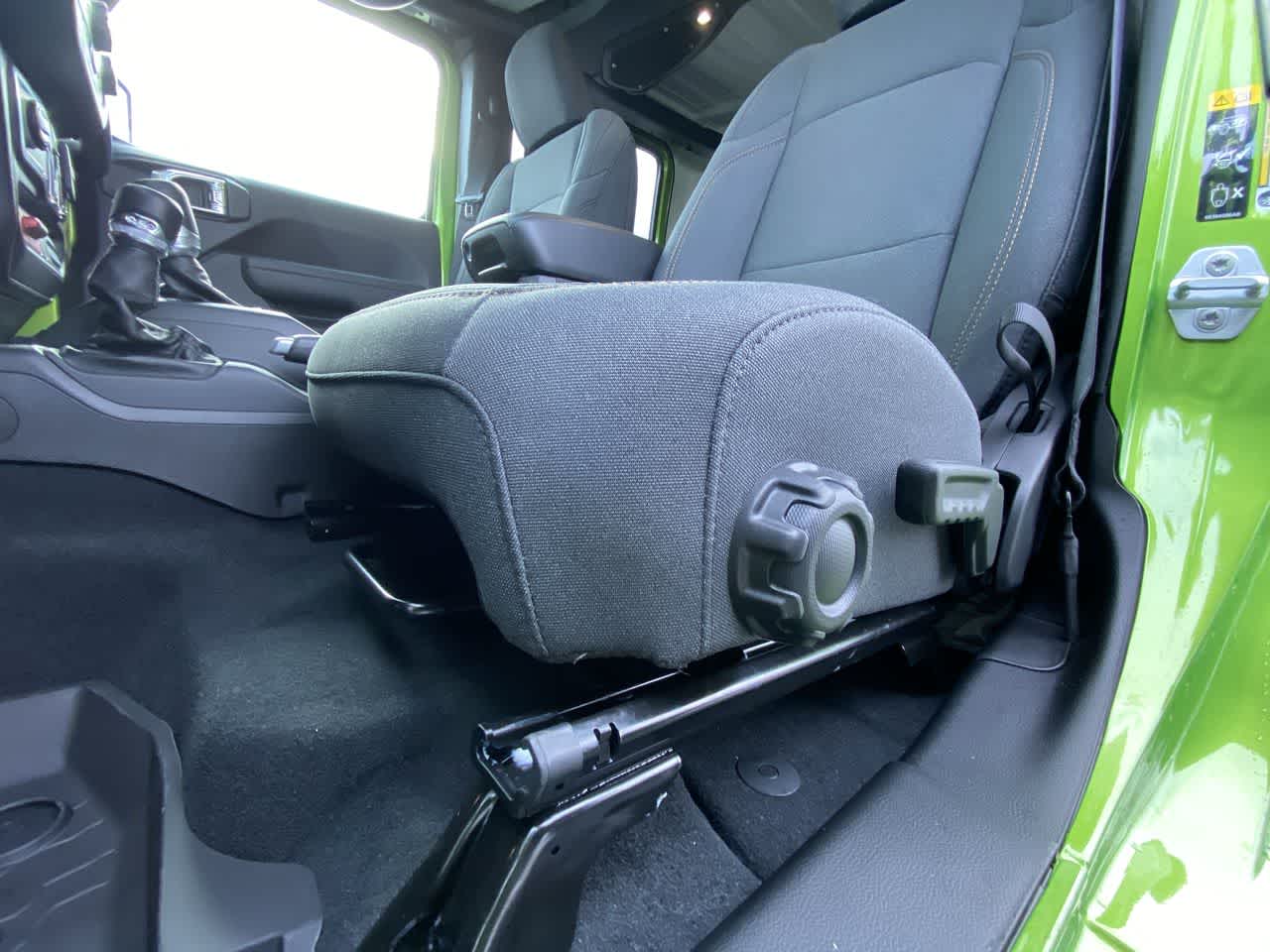 Thumbnail: 2026 Jeep Wrangler - 18