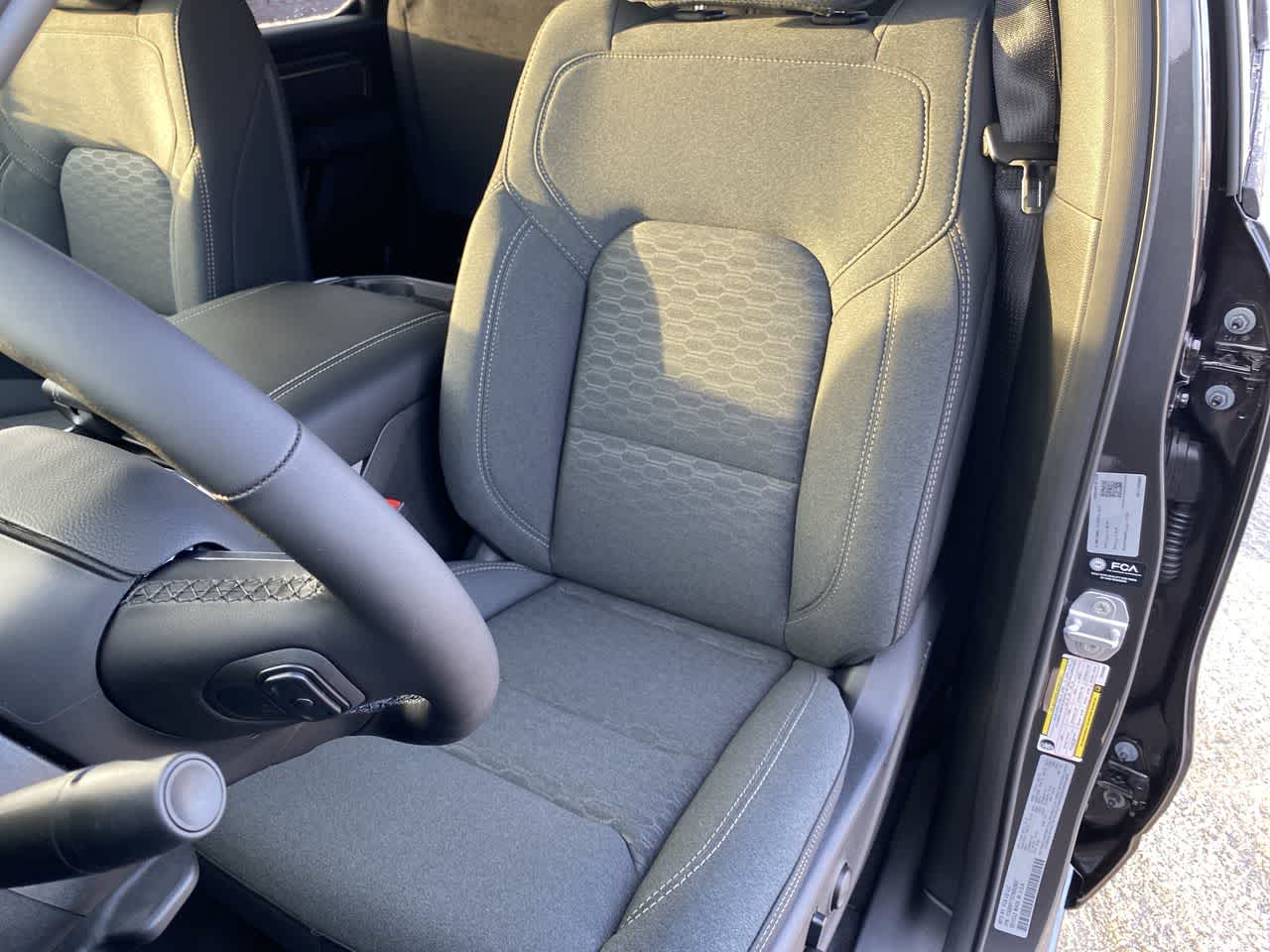 Thumbnail: 2026 RAM 1500 - 11