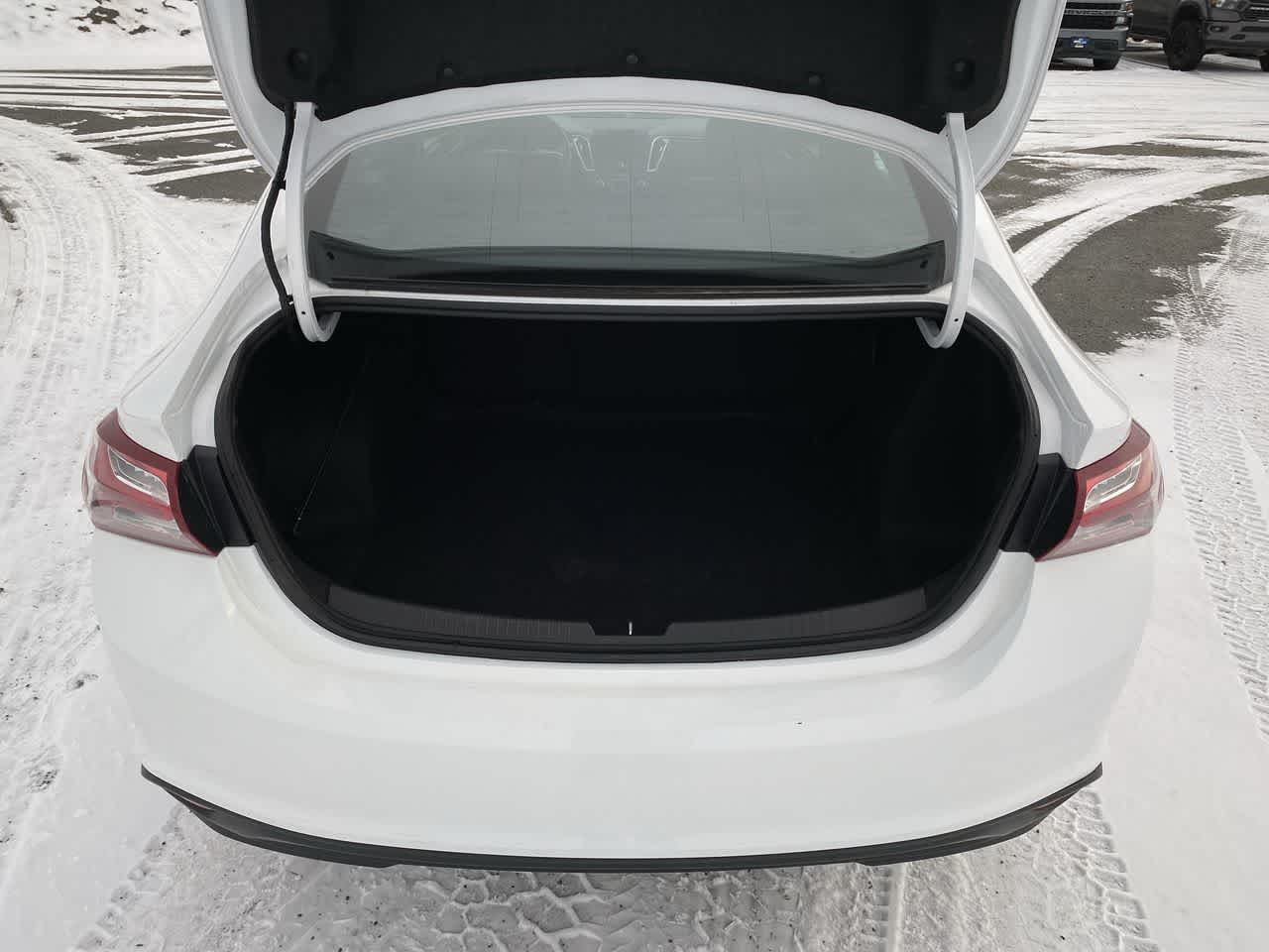 Thumbnail: 2022 Chevrolet Malibu - 30
