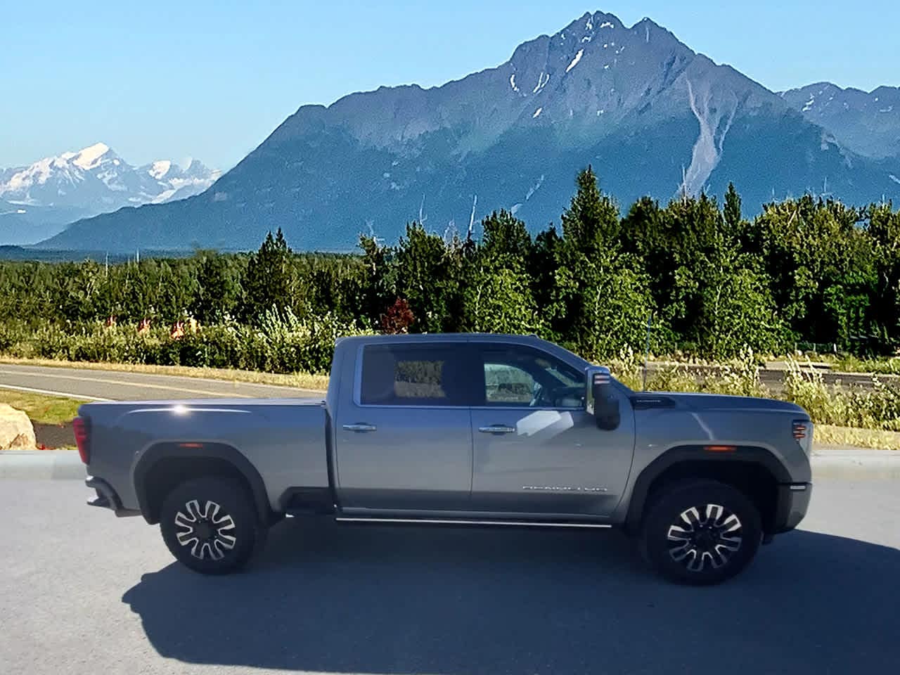 Thumbnail: 2024 GMC Sierra 2500 - 6