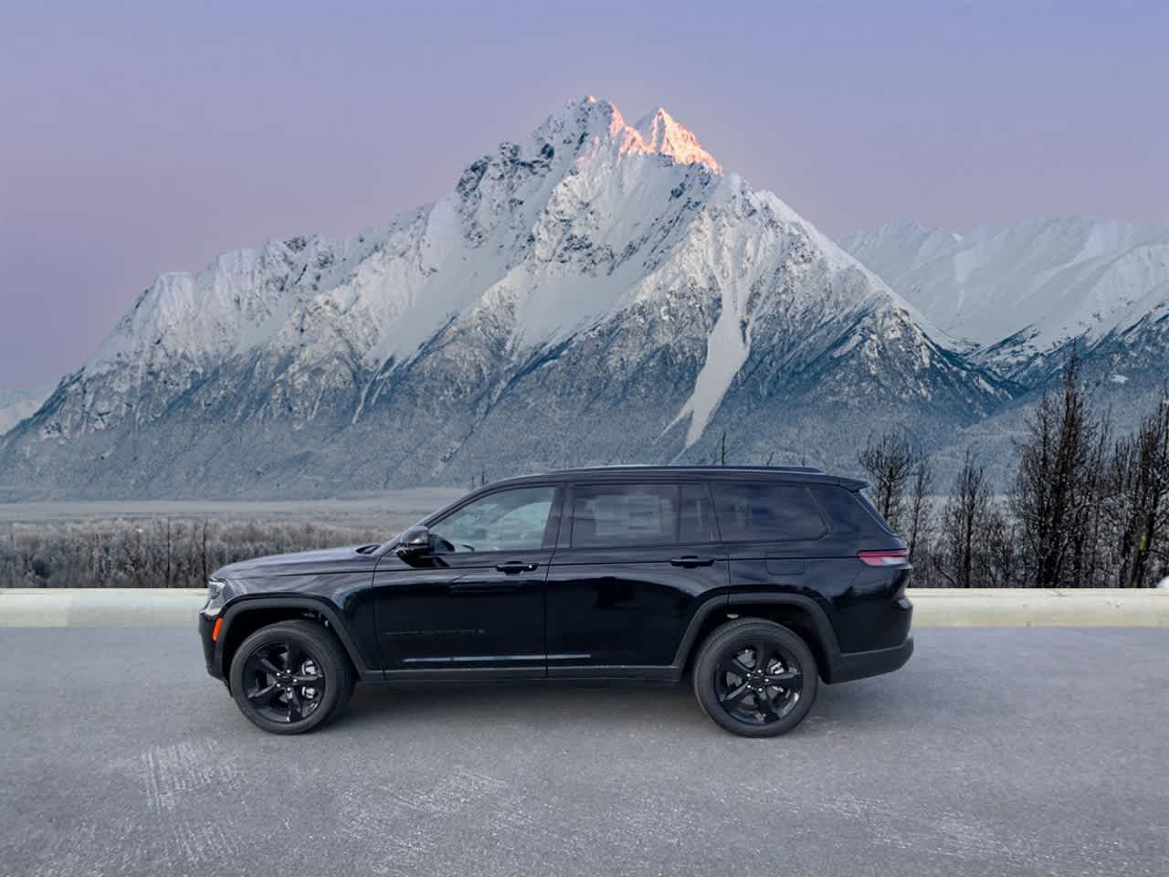 Thumbnail: 2025 Jeep Grand Cherokee - 3