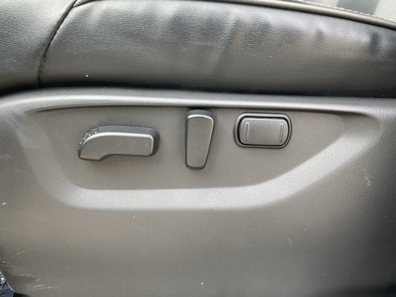 Thumbnail: 2024 INFINITI QX80 - 18