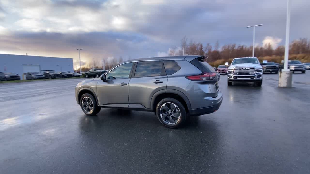 Thumbnail: 2024 Nissan Rogue - 9