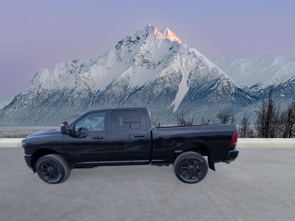 New 2026 Ram 2500 LARAMIE CREW CAB 4X4 6'4 BOX Pickup