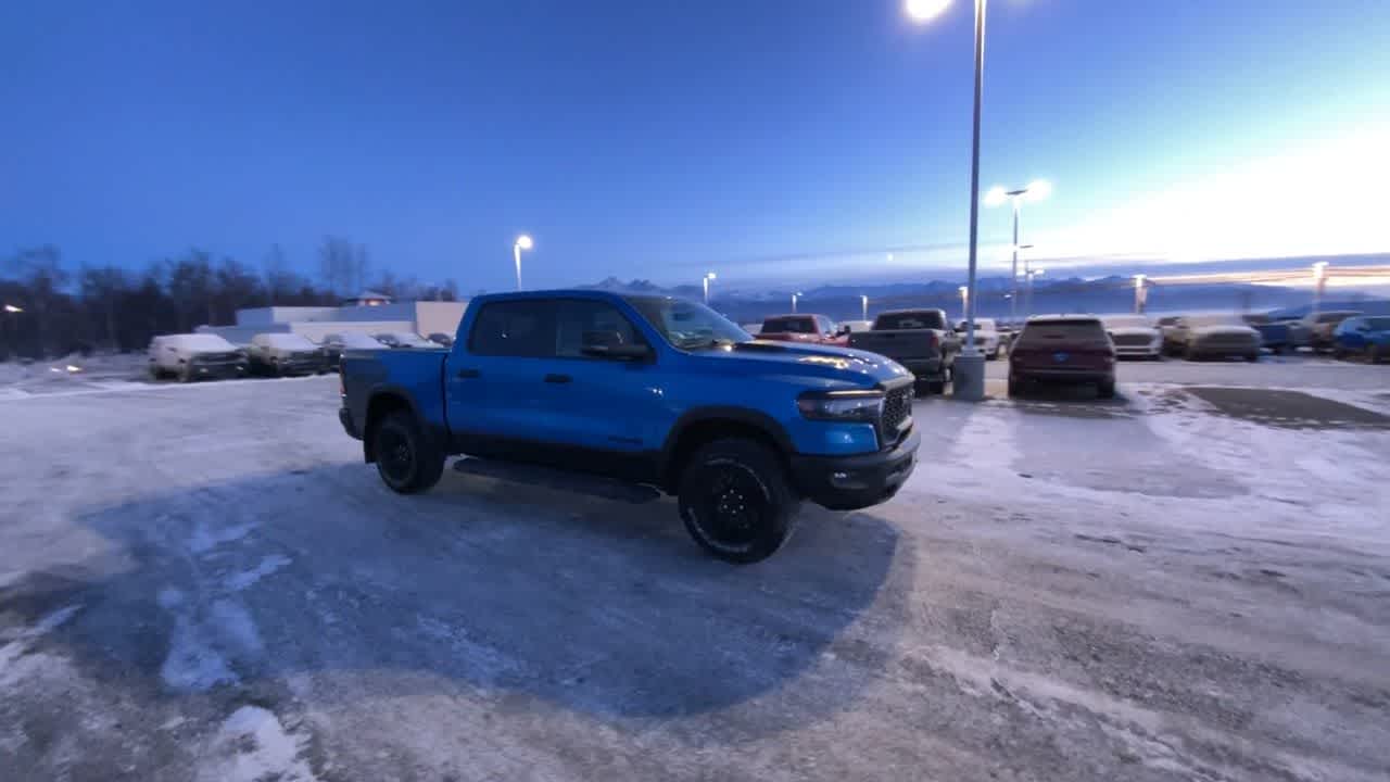 Thumbnail: 2025 RAM 1500 - 10