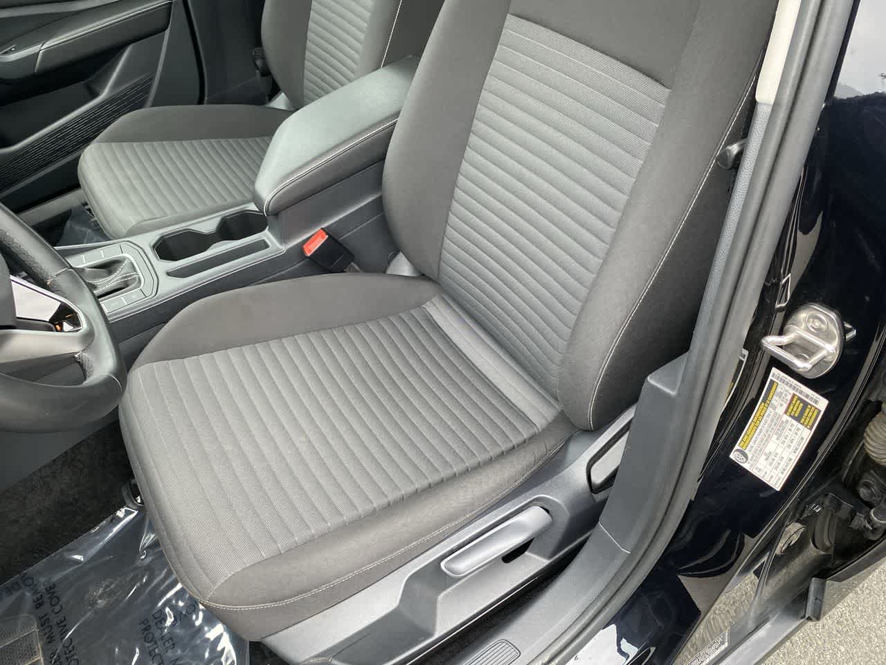 Thumbnail: 2024 Volkswagen Jetta - 11