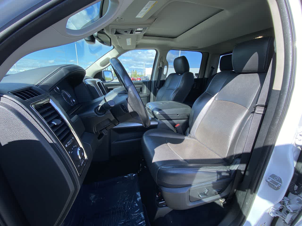 2017 RAM 1500 Sport 11