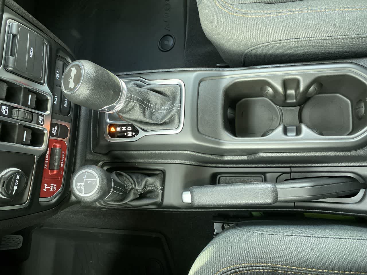 Thumbnail: 2025 Jeep Wrangler - 20