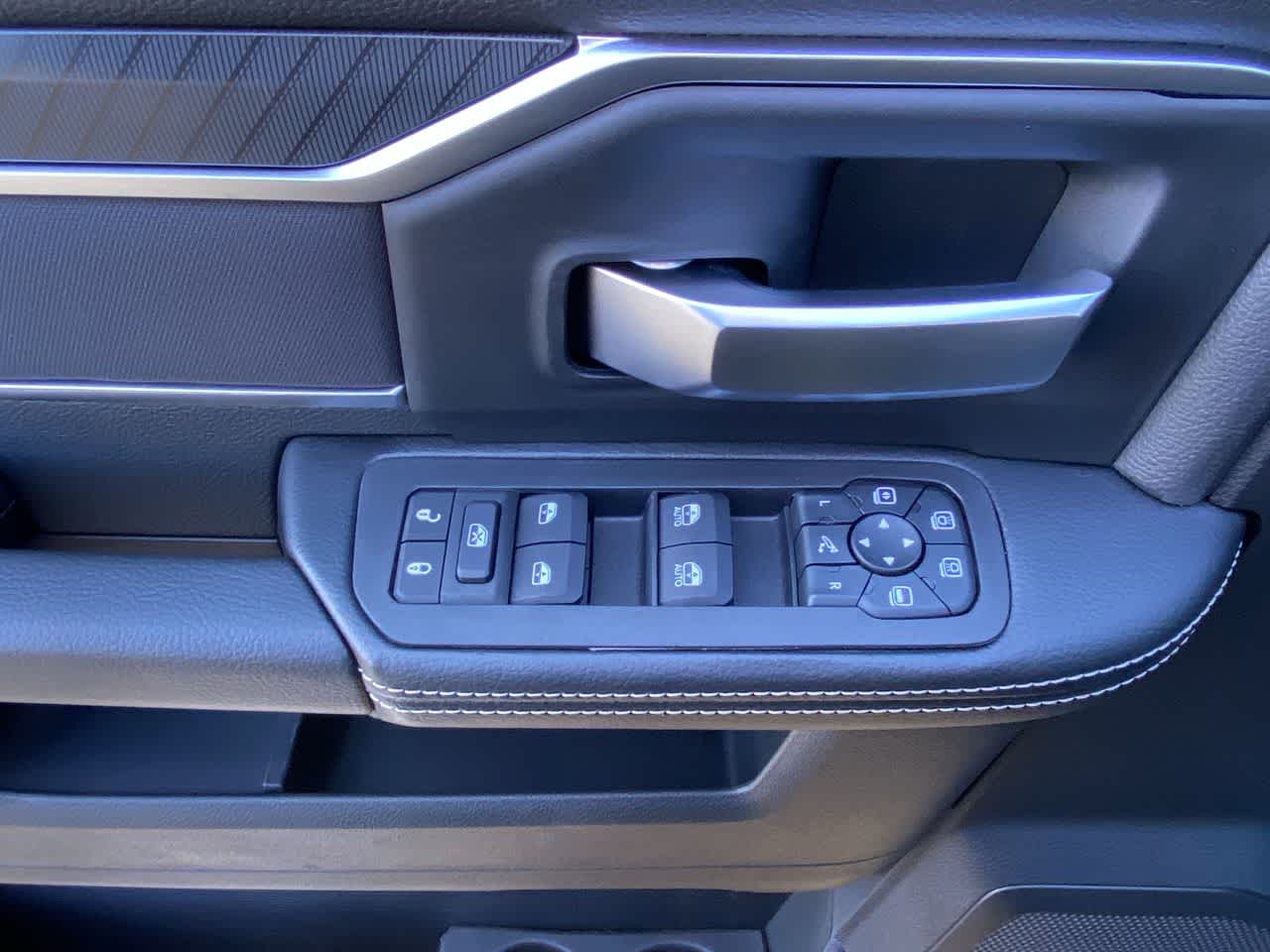 Thumbnail: 2026 RAM 2500 - 13