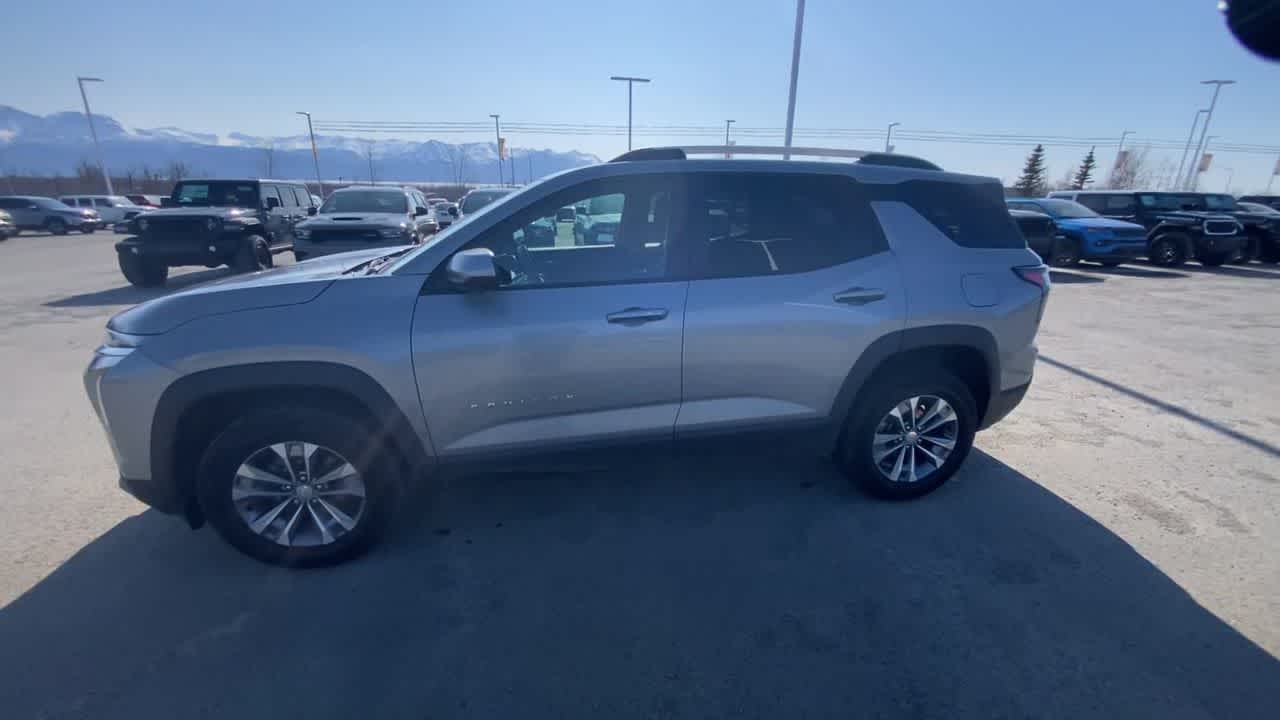 Thumbnail: 2025 Chevrolet Equinox - 9