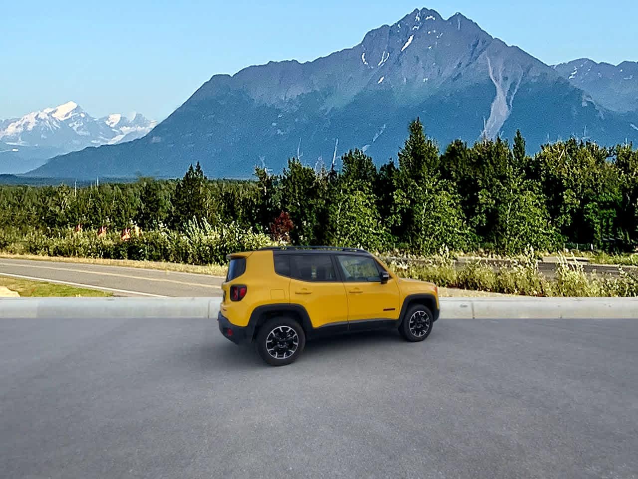 Thumbnail: 2023 Jeep Renegade - 5