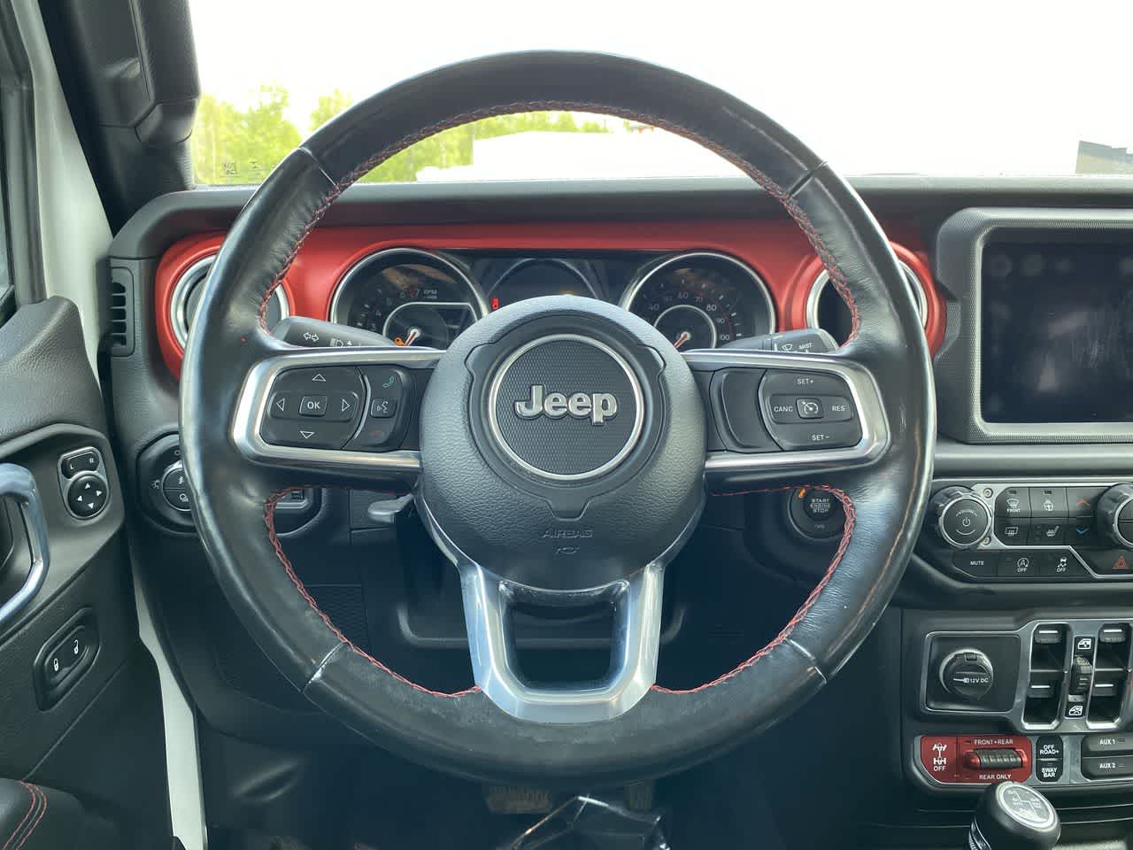 Thumbnail: 2021 Jeep Gladiator - 14