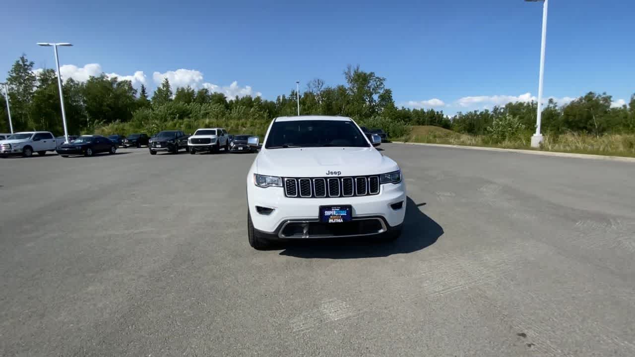 Thumbnail: 2022 Jeep Grand Cherokee - 12