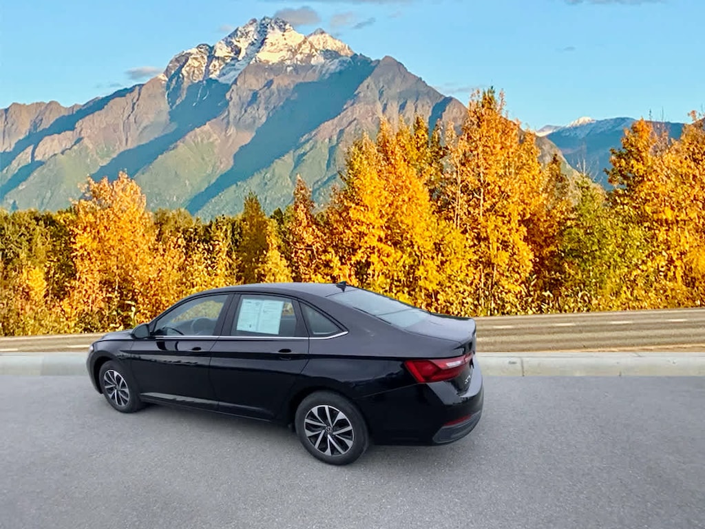 Used 2024 Volkswagen Jetta 1.5T S Sedan