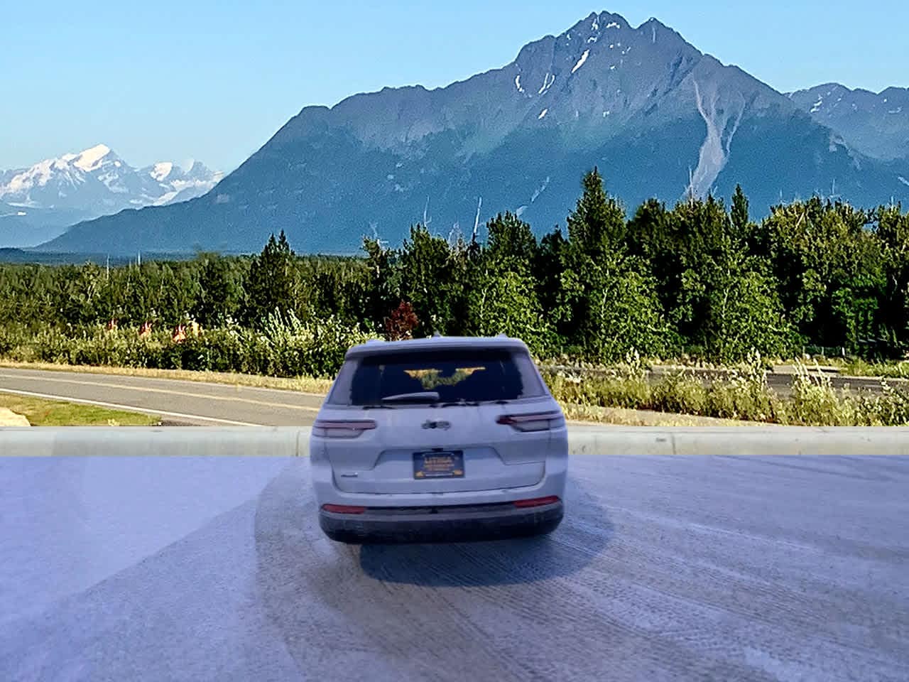 Thumbnail: 2025 Jeep Grand Cherokee - 4