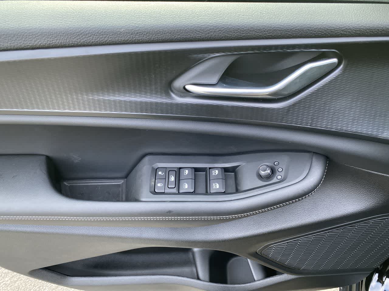 Thumbnail: 2025 Jeep Grand Cherokee - 13