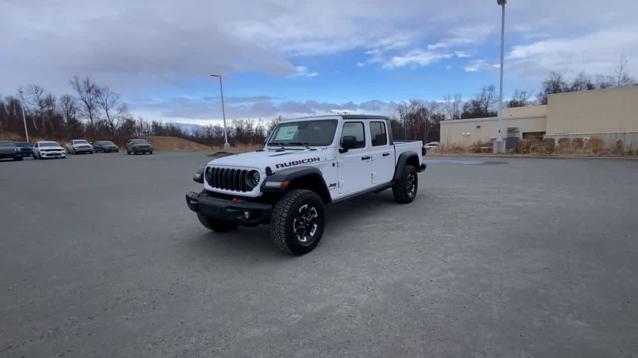 Thumbnail: 2025 Jeep Gladiator - 9