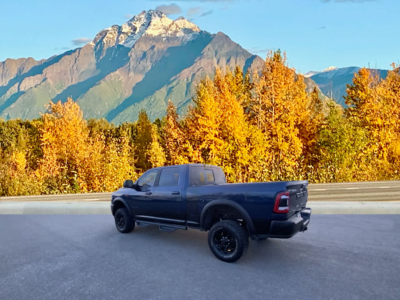 2022 Ram 2500 Power Wagon photo 3
