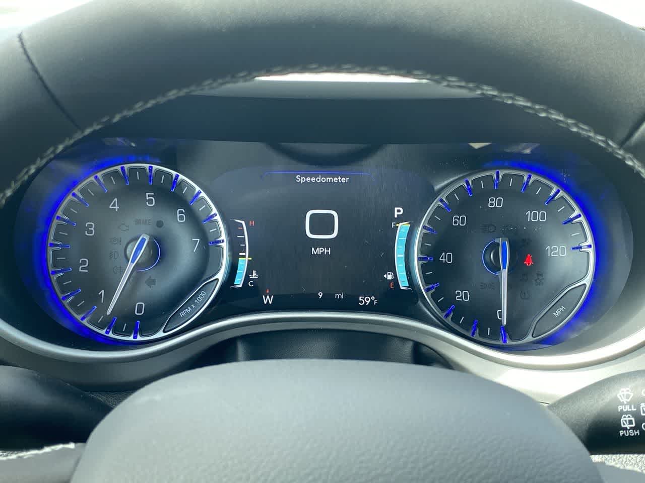 Thumbnail: 2027 Chrysler Pacifica - 15