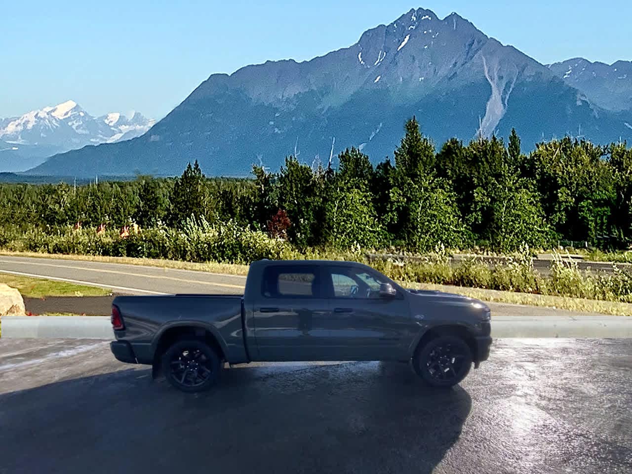 Thumbnail: 2026 RAM 1500 - 6