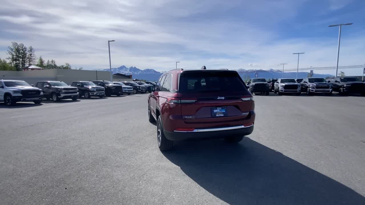 Thumbnail: 2025 Jeep Grand Cherokee - 11