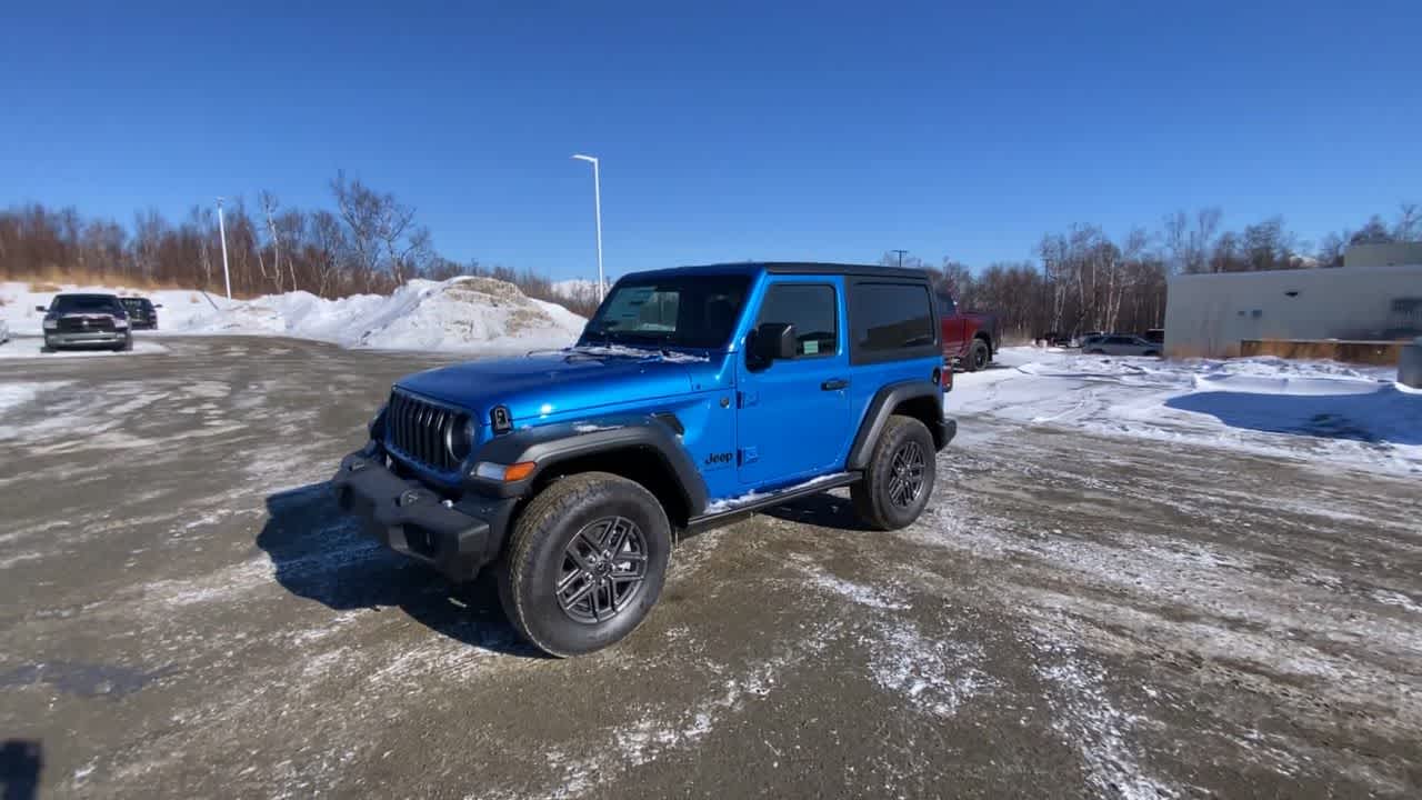 Thumbnail: 2026 Jeep Wrangler - 14