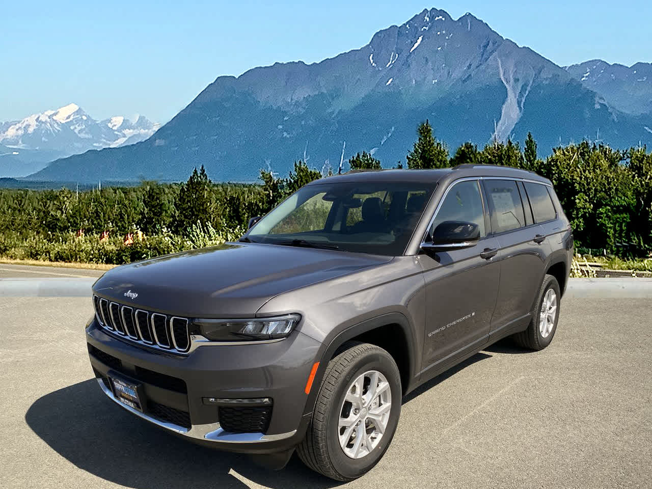 Thumbnail: 2023 Jeep Grand Cherokee - 1