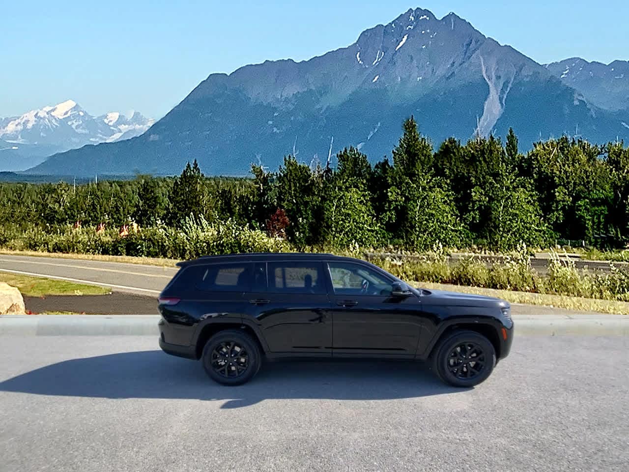 Thumbnail: 2026 Jeep Grand Cherokee - 6
