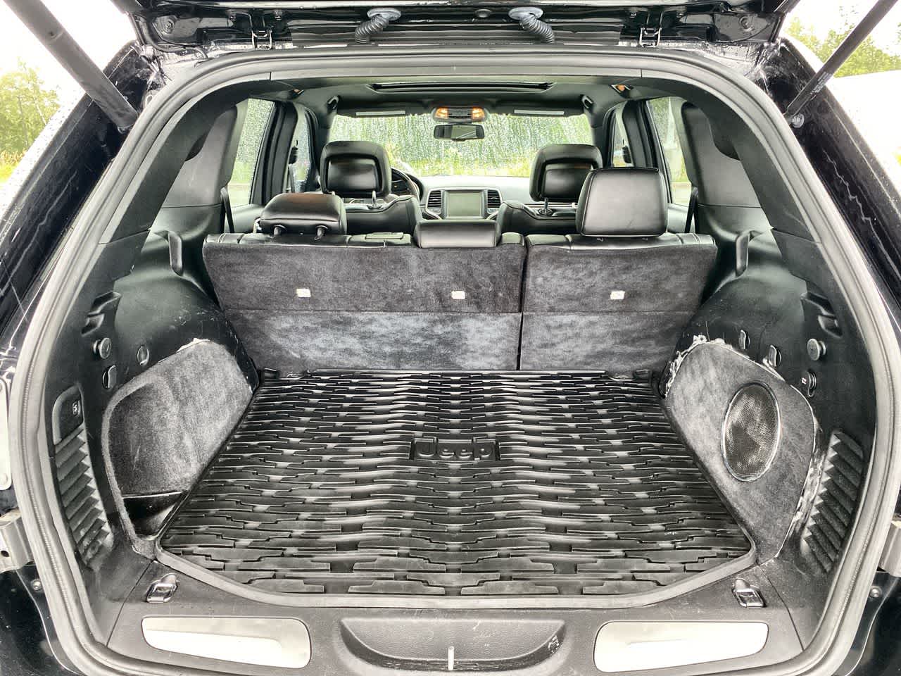 Thumbnail: 2015 Jeep Grand Cherokee - 24