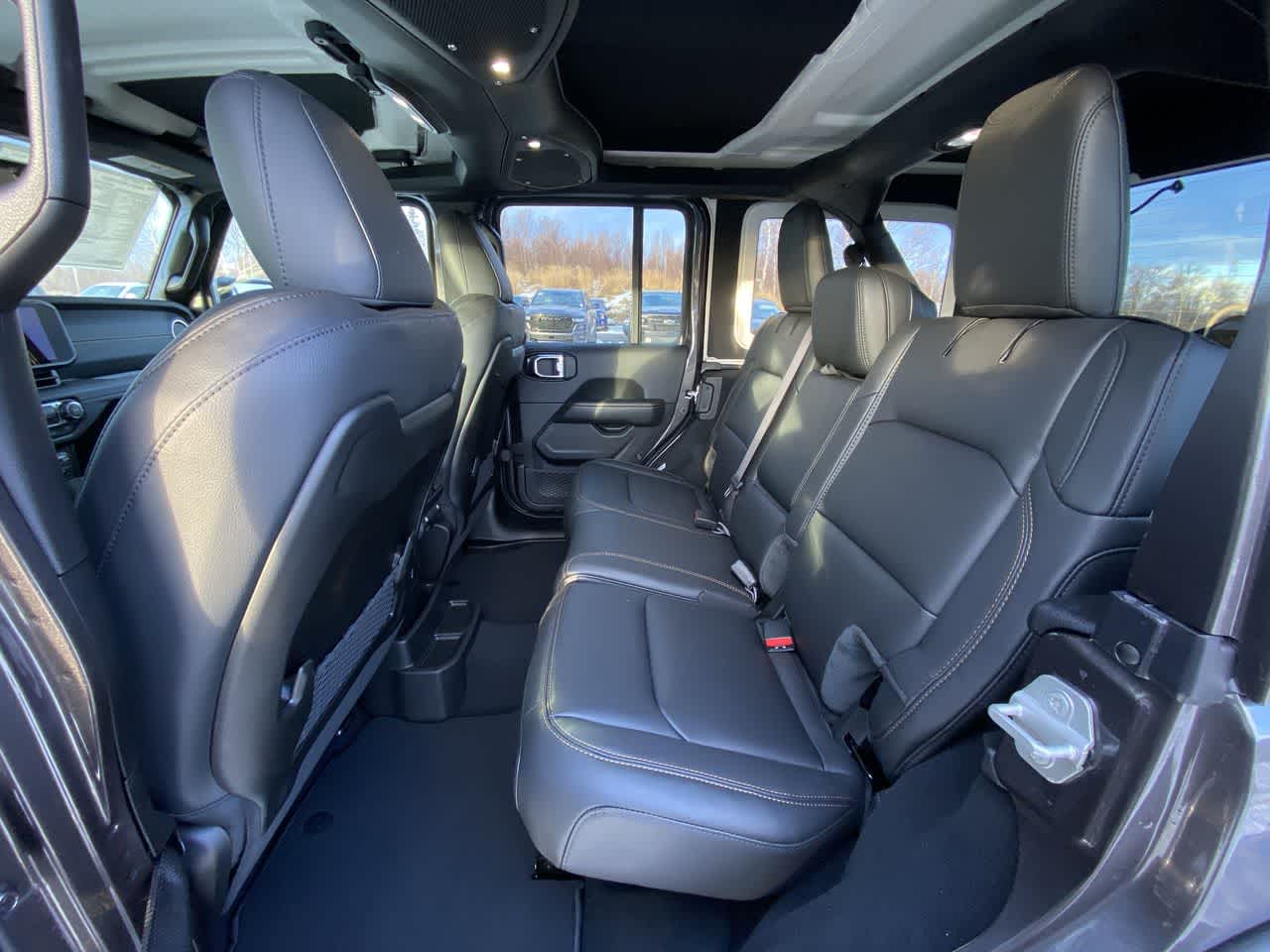 Thumbnail: 2026 Jeep Wrangler - 24