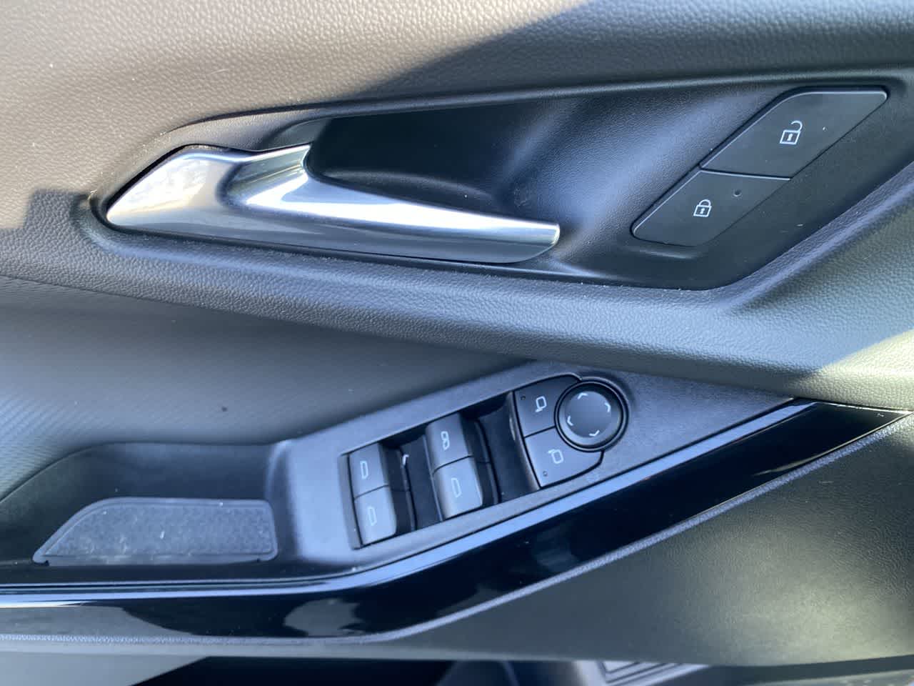 Thumbnail: 2025 Chevrolet Equinox - 13