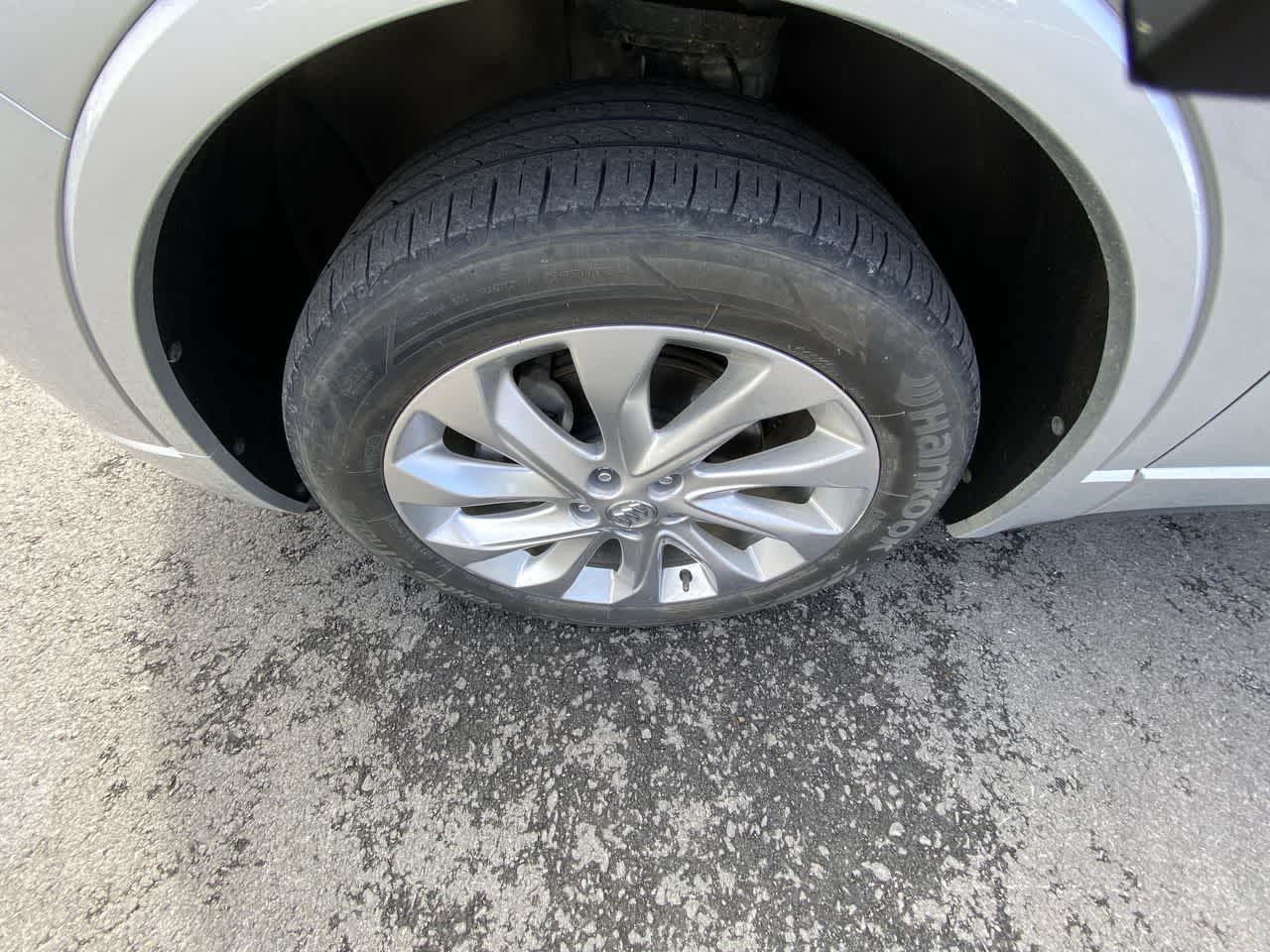 Thumbnail: 2016 Buick Envision - 15