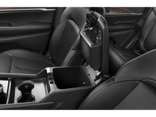 Thumbnail: 2026 Jeep Grand Cherokee - 13