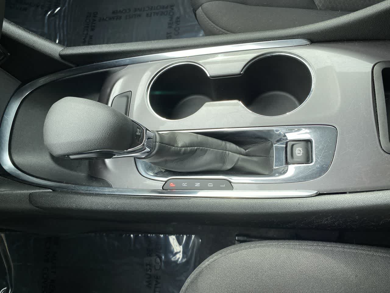 Thumbnail: 2022 Chevrolet Malibu - 26