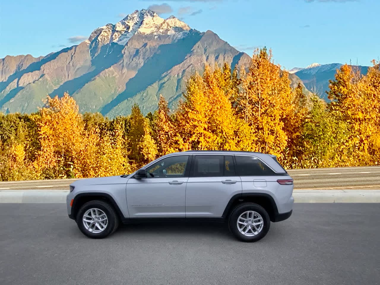 Thumbnail: 2025 Jeep Grand Cherokee - 2