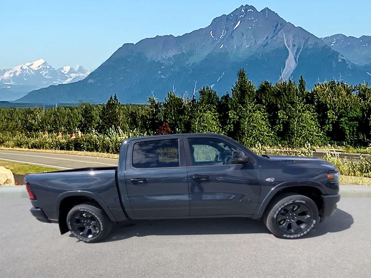Thumbnail: 2026 RAM 1500 - 6