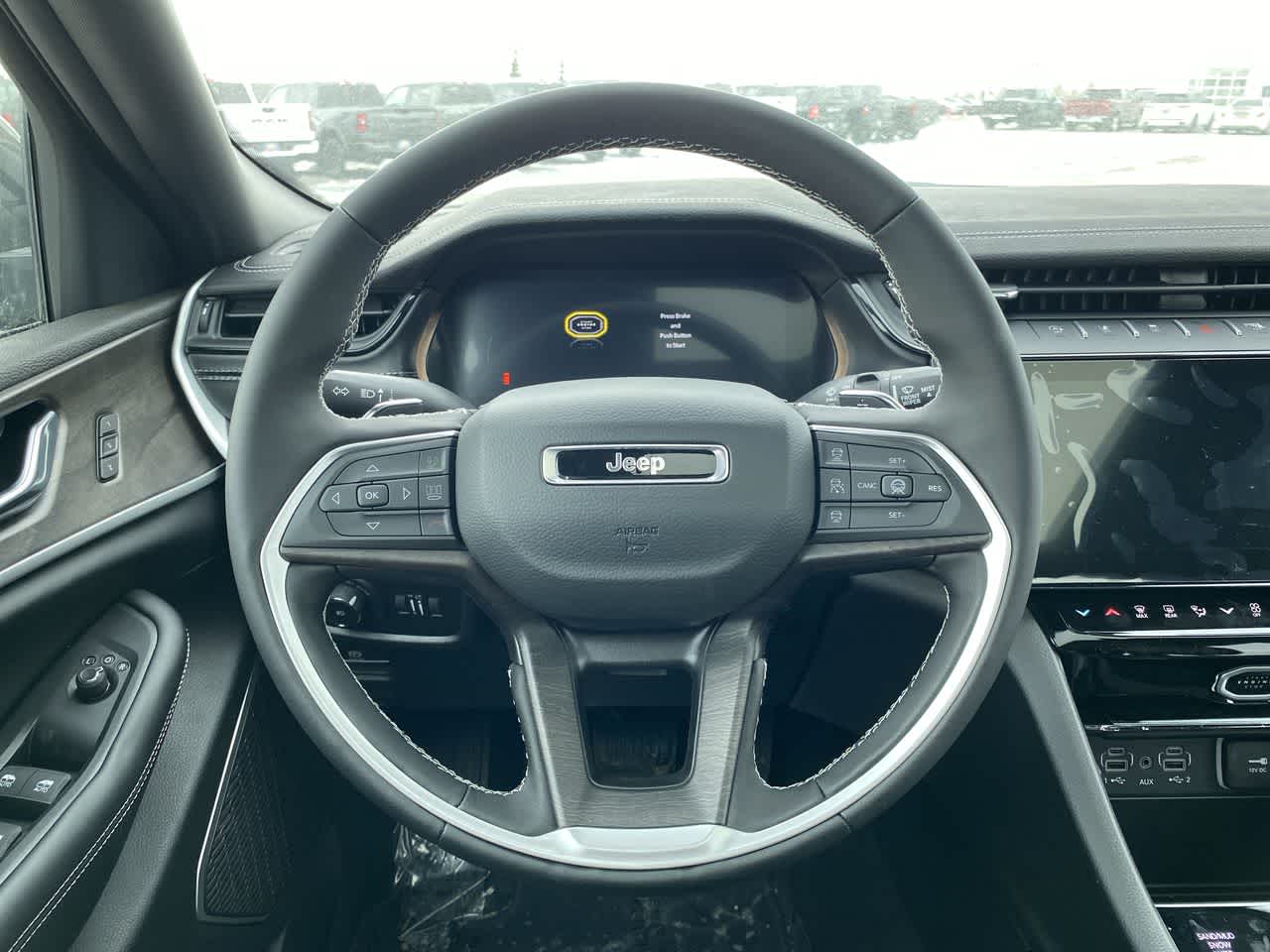 Thumbnail: 2026 Jeep Grand Cherokee - 14