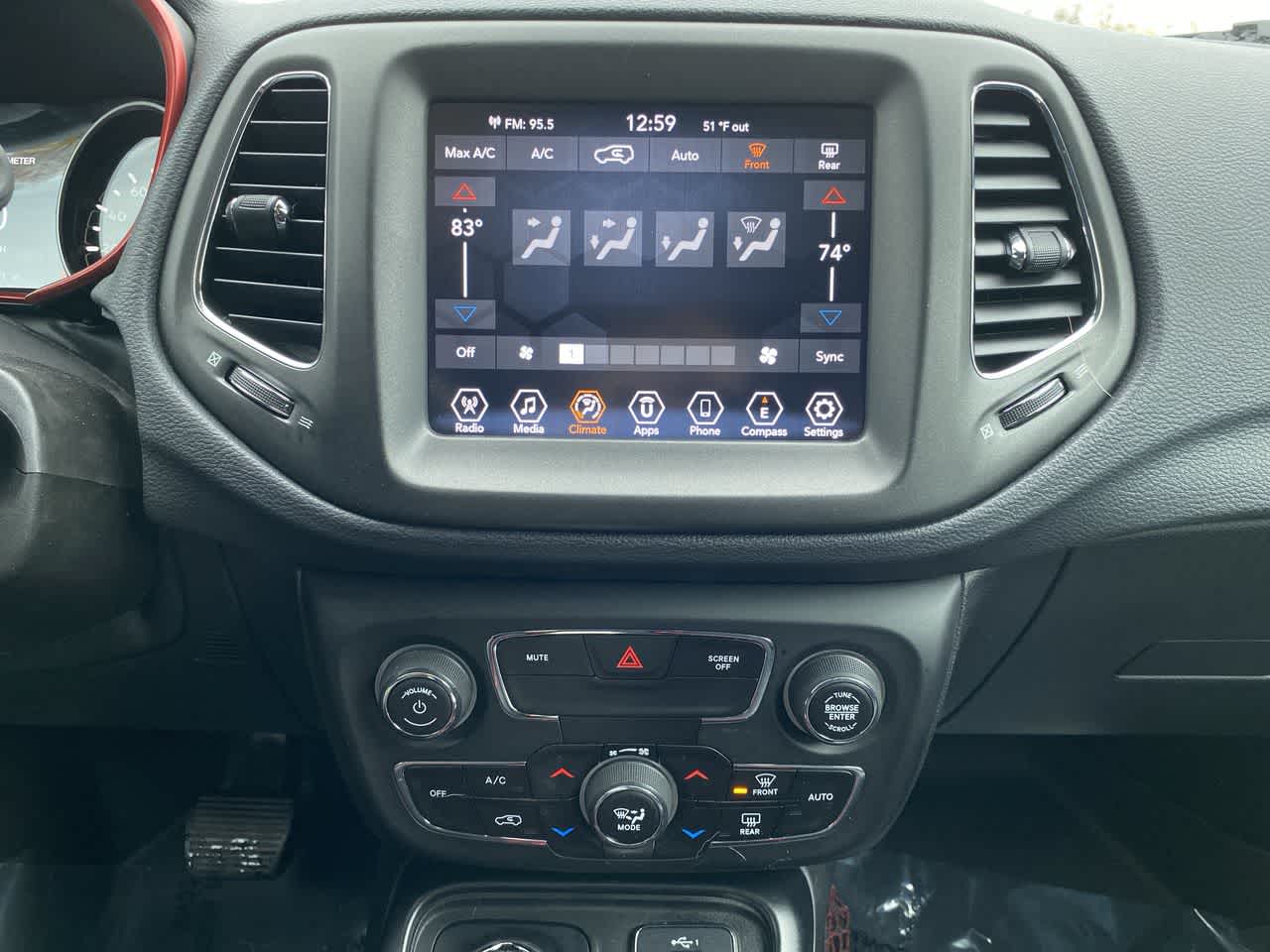 Thumbnail: 2020 Jeep Compass - 19