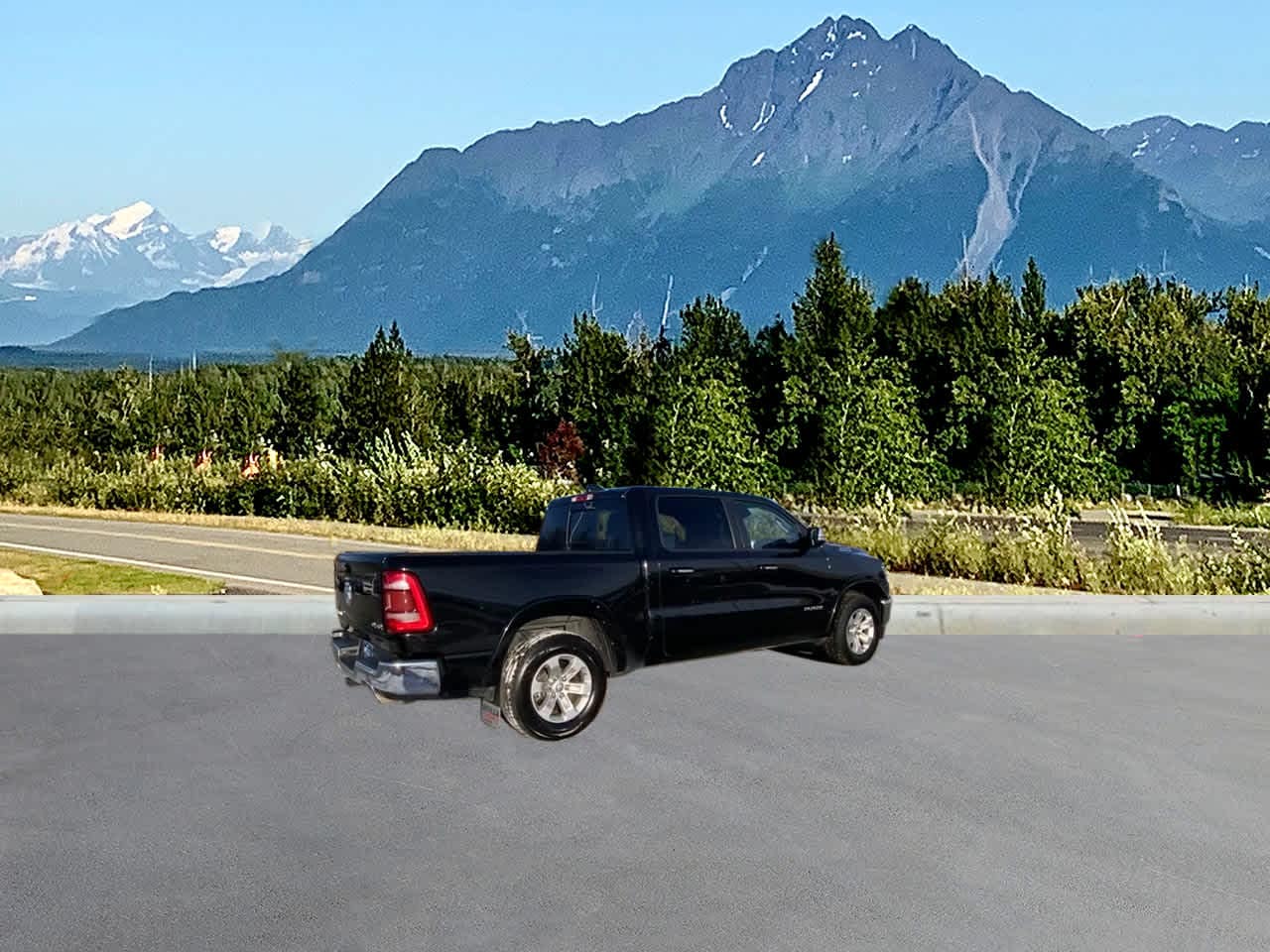 Thumbnail: 2022 RAM 1500 - 6