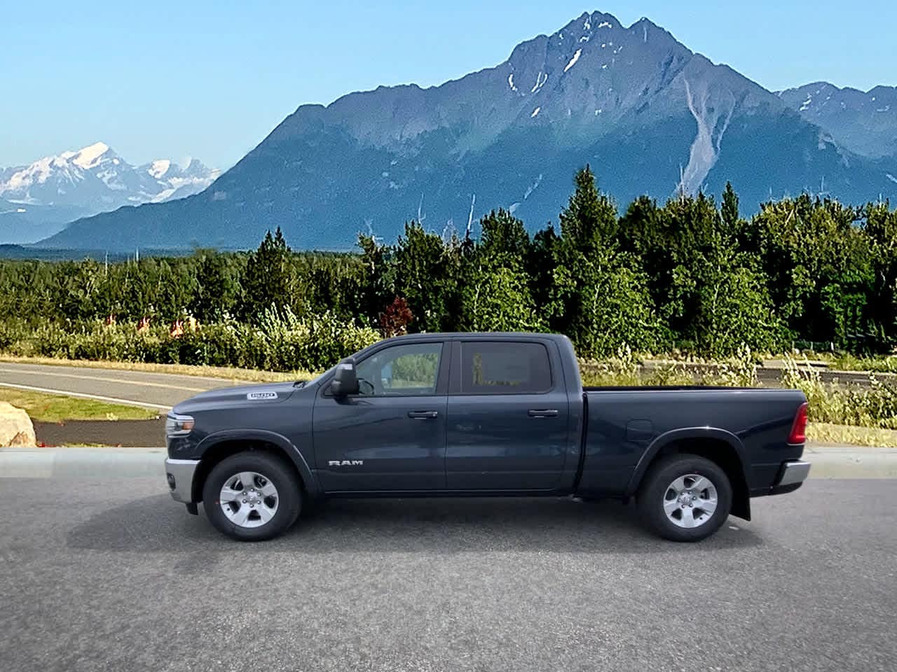 Thumbnail: 2025 RAM 1500 - 3