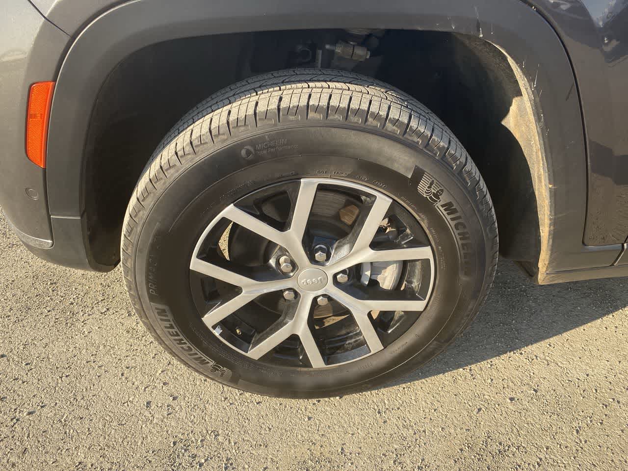 Thumbnail: 2024 Jeep Grand Cherokee L - 10