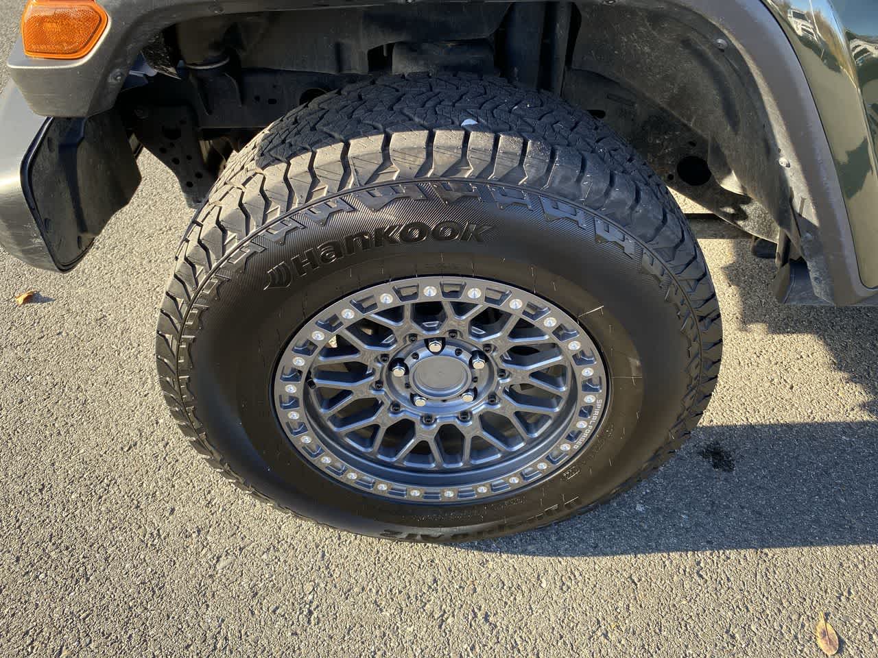 Thumbnail: 2022 Jeep Gladiator - 16