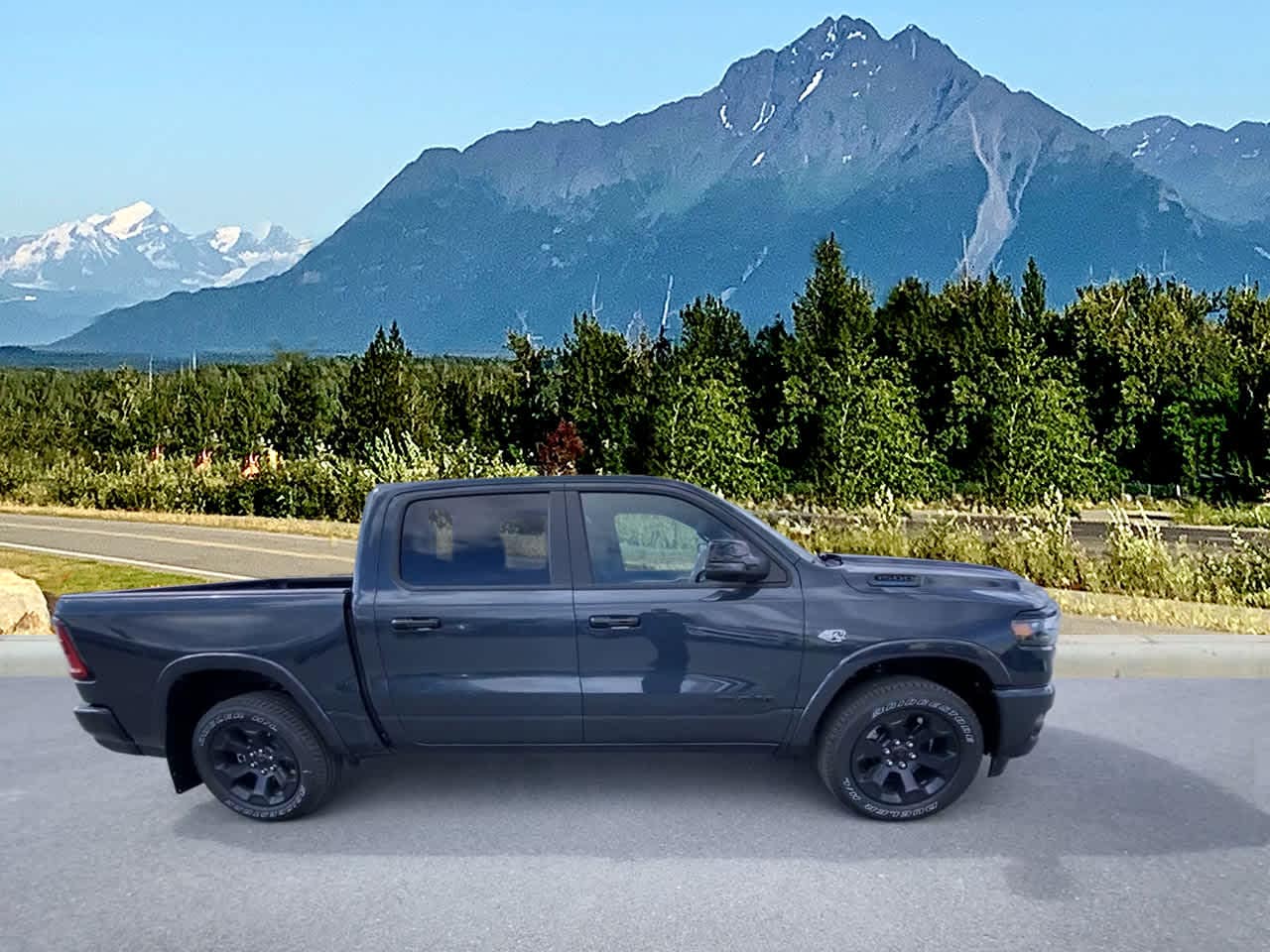 Thumbnail: 2026 RAM 1500 - 6