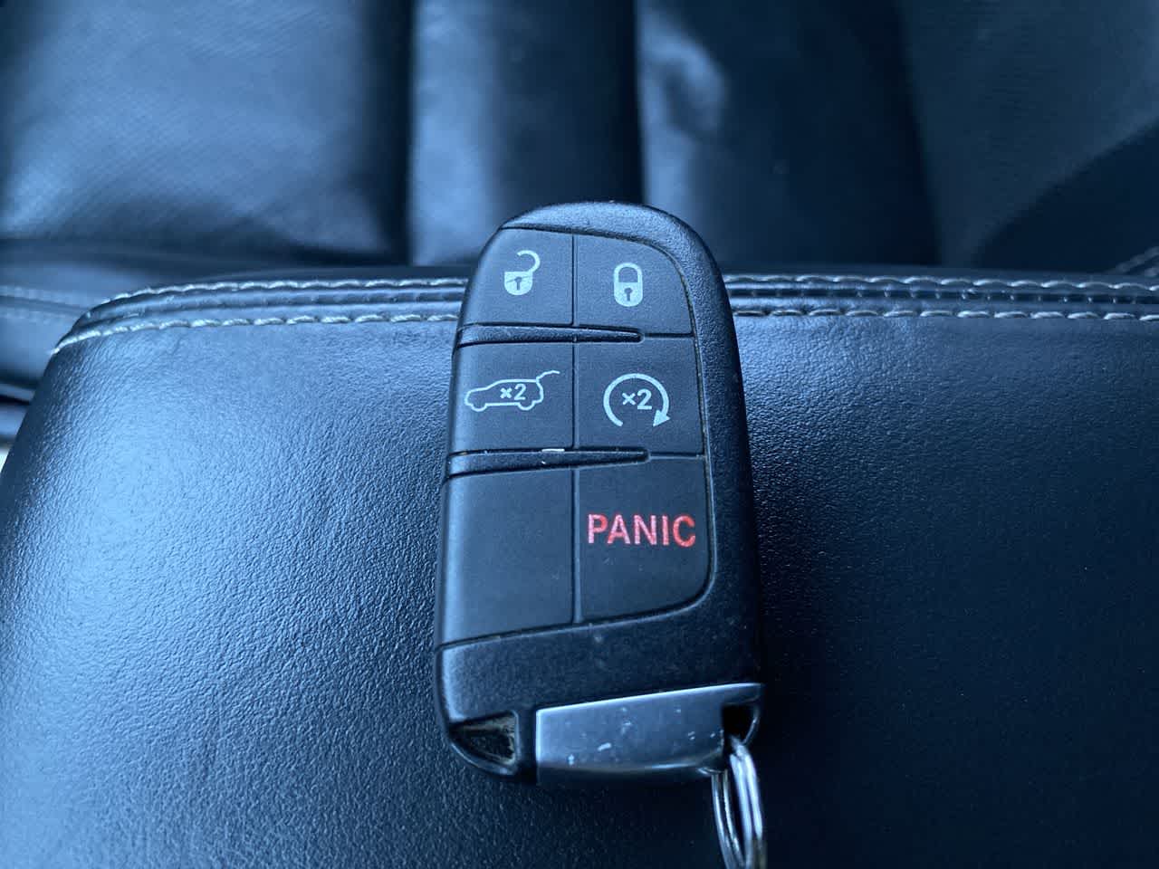 Thumbnail: 2015 Jeep Grand Cherokee - 21