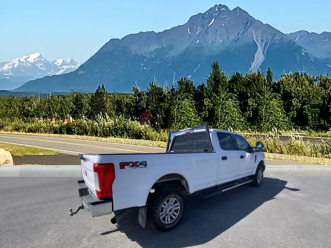 Thumbnail: 2017 Ford F-350 - 5