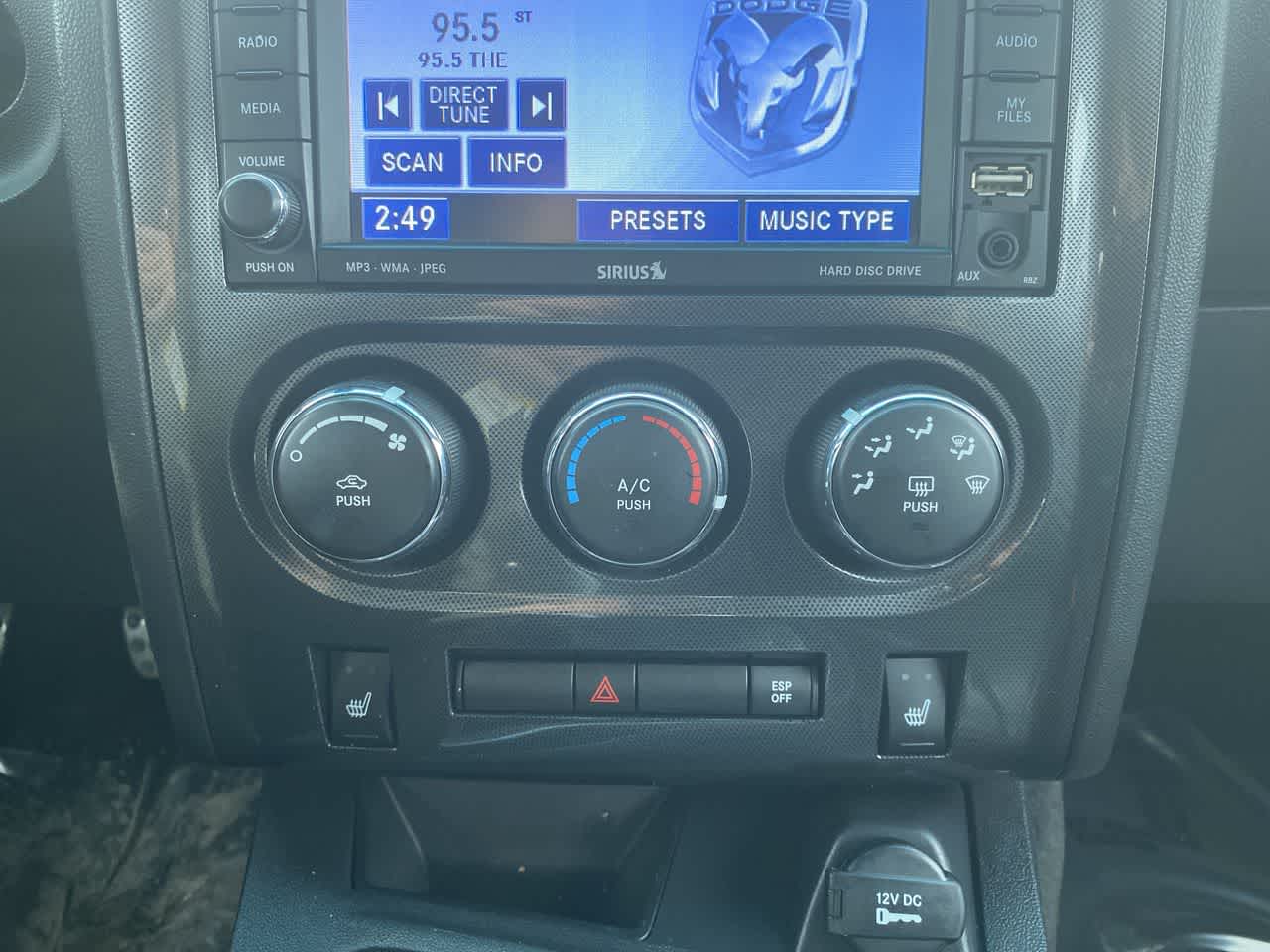 Thumbnail: 2010 Dodge Challenger - 18