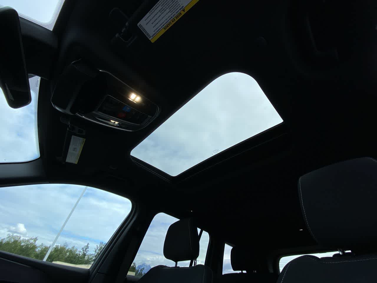 Thumbnail: 2025 Jeep Grand Cherokee - 22