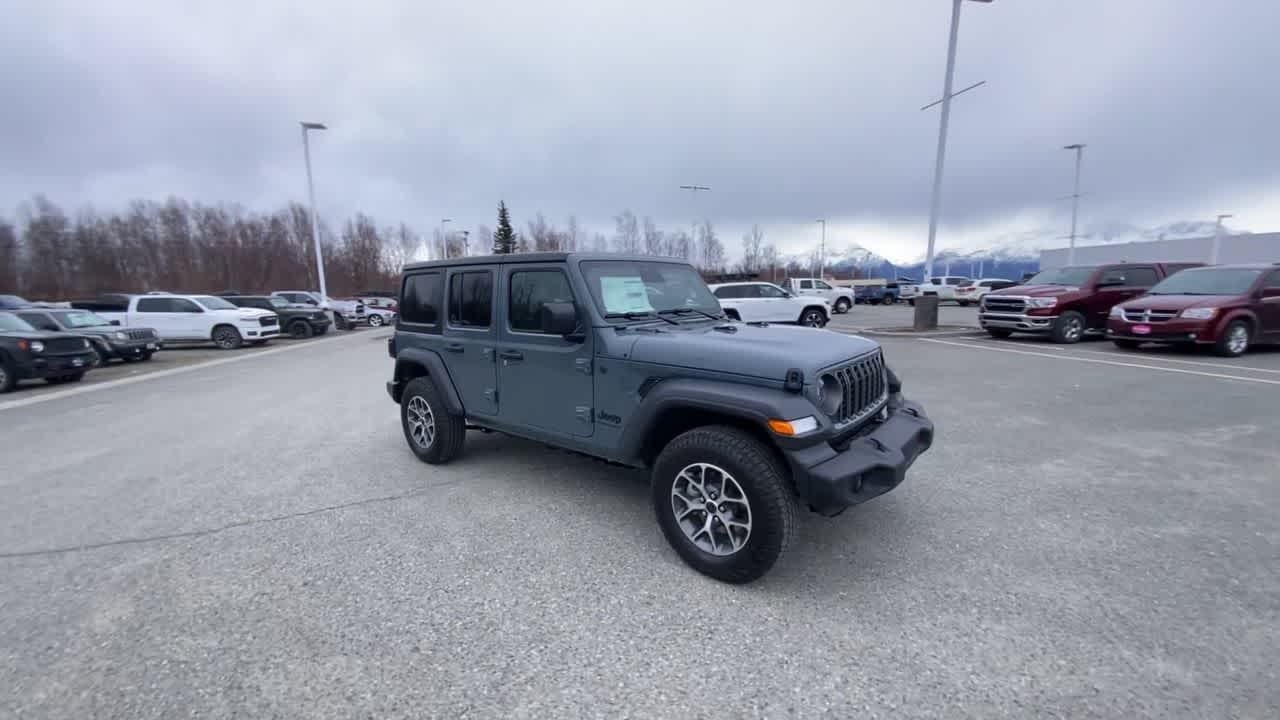 Thumbnail: 2026 Jeep Wrangler - 10