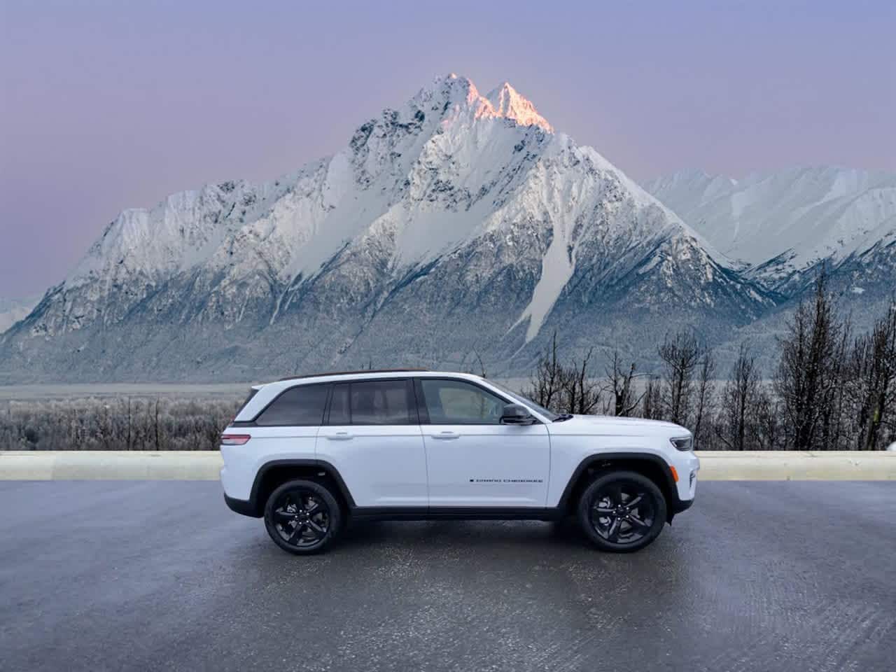 Thumbnail: 2025 Jeep Grand Cherokee - 6